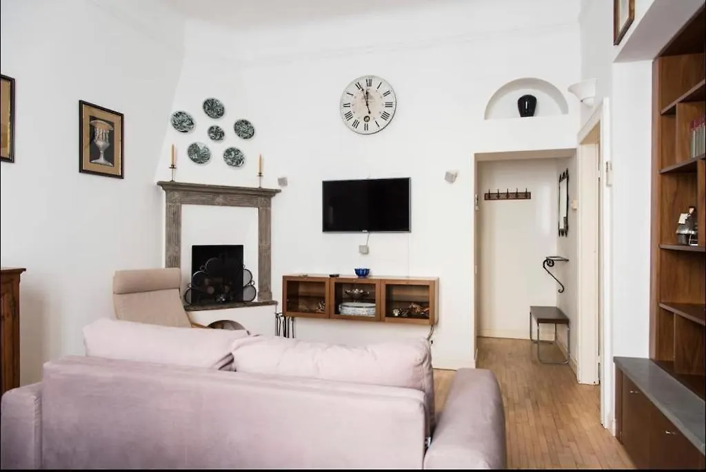 Joivy Classic Flat Near Basilica Di Sant'Ambrogio Apartment Milan
