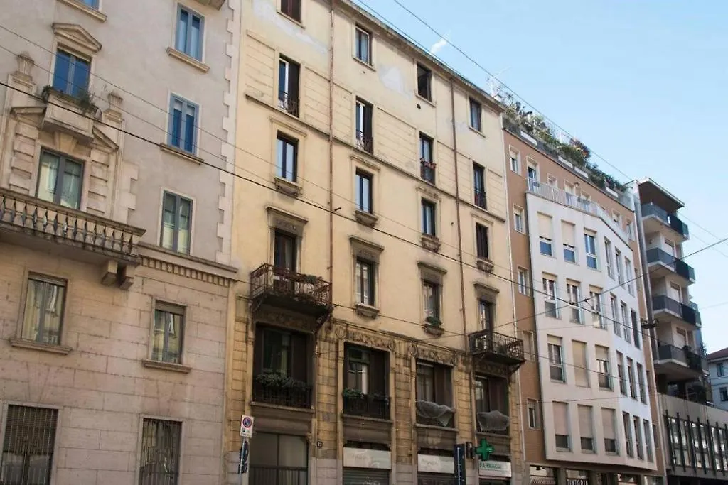 Joivy Classic Flat Near Basilica Di Sant'Ambrogio Apartment Milan 0*,